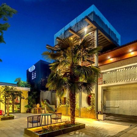 Once Artistic Inn Luoyang 洛陽 エクステリア 写真
