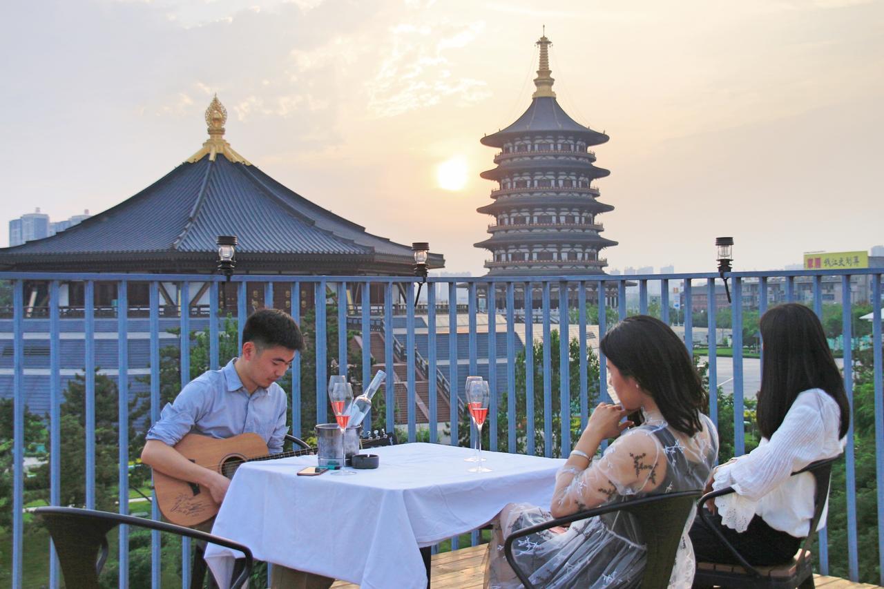 Once Artistic Inn Luoyang 洛陽 エクステリア 写真