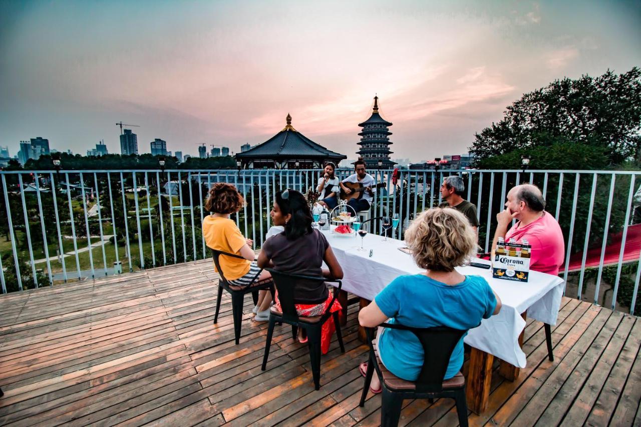Once Artistic Inn Luoyang 洛陽 エクステリア 写真